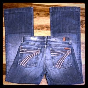 Size 27 DOJO 7 for all Mankind